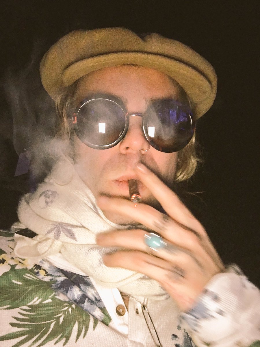MODSUN's tweet photo. 1970 https://t.co/Wok3xrwYTO