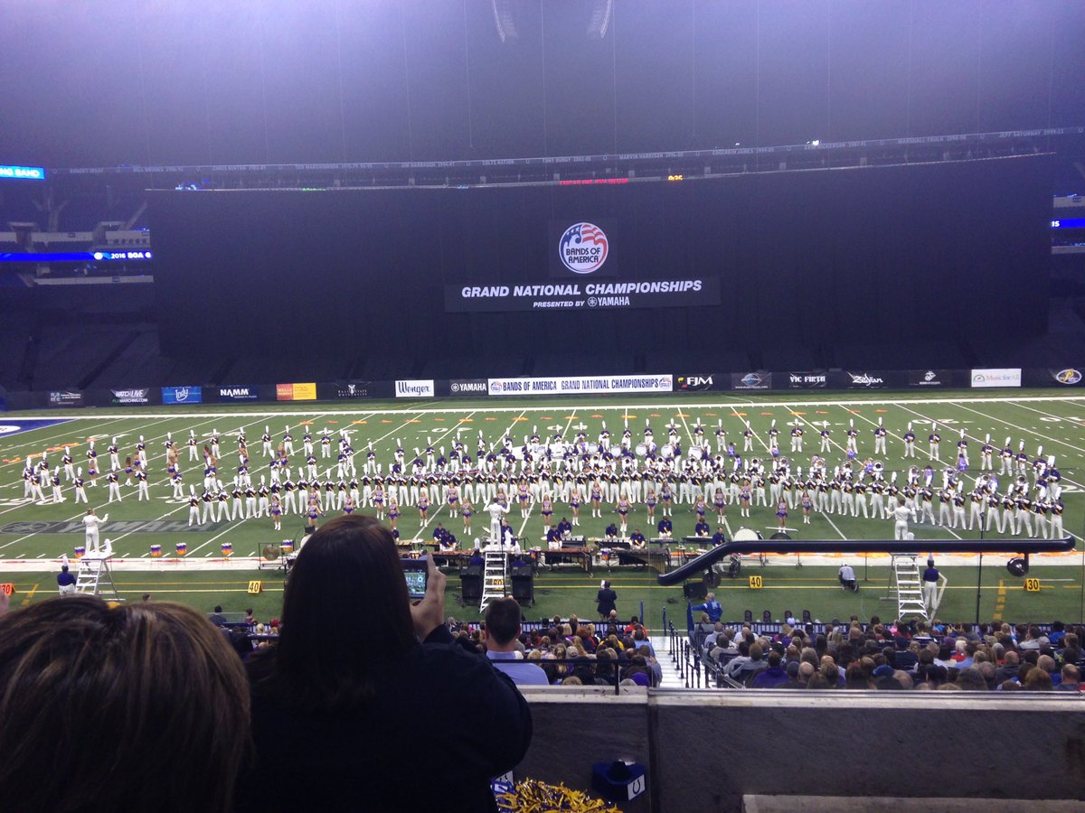 LCHS Band tweet media