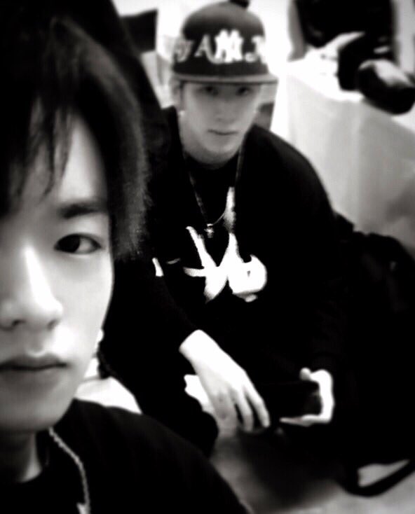 therampagefext's tweet photo. ブログ更新させていただきました❗️
是非チェックお願い致します✨🙏
↓↓↓
https://t.co/uT0FJJ8MEb

川村壱馬

#写真は
#本当に数分前
#携帯落として
#初めて画面割れて
#しょんぼりしている
#弟くんと https://t.co/AENSM02sDe