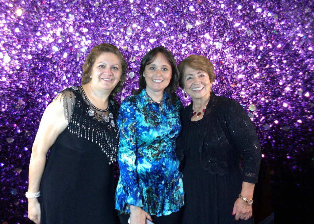 CFBCenEspanol's tweet photo. #brilla2016 https://t.co/LL9zoEJphT