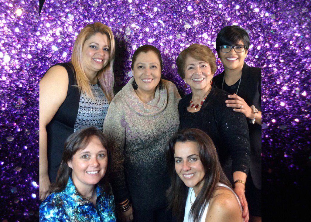 CFBCenEspanol's tweet photo. #brilla2016 https://t.co/ezelBe15E4
