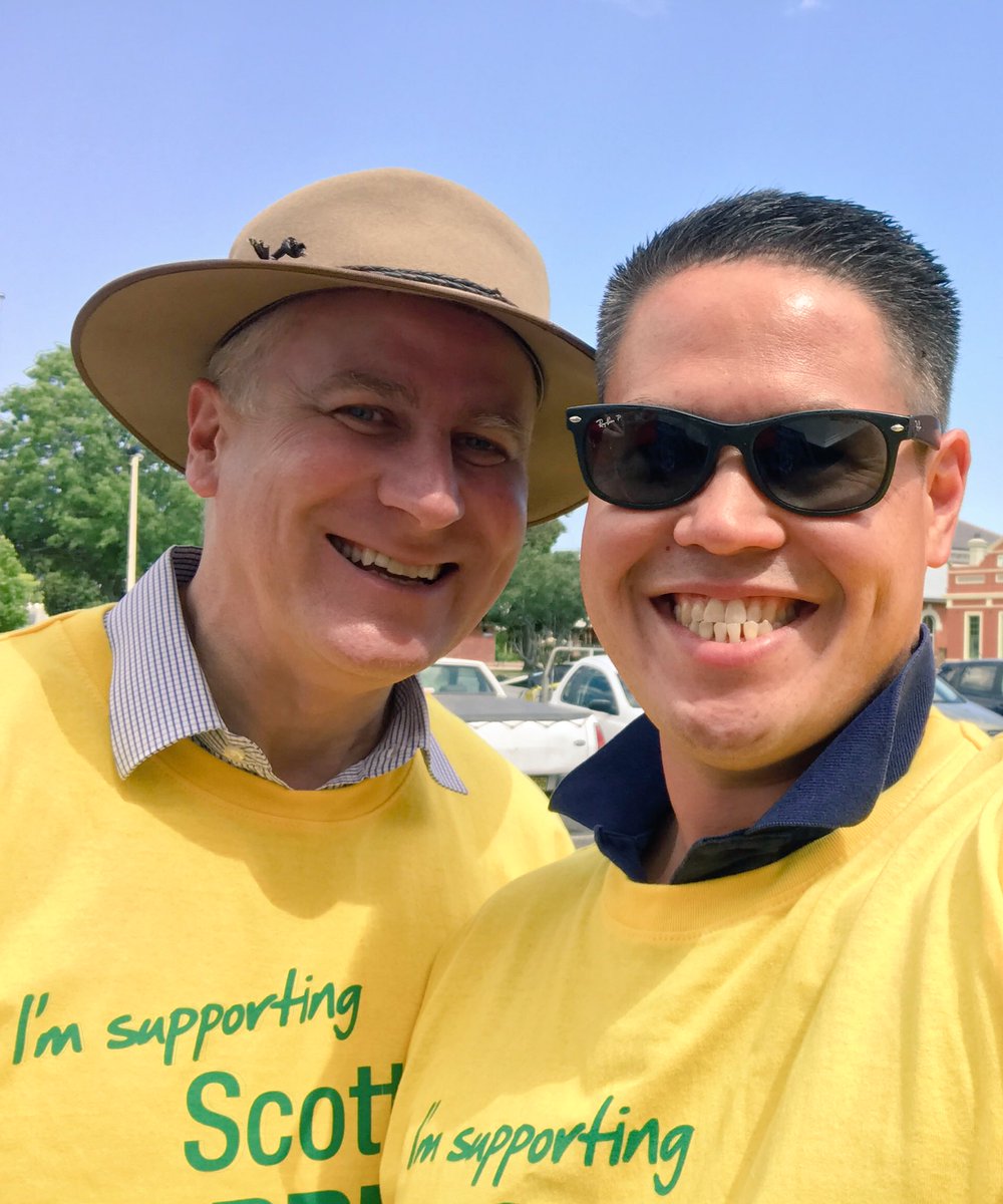 WesFangMLC's tweet photo. With @M_McCormackMP in #Forbes for @Scotty_Barrett and the #Orange by-election #ThinkLocalVoteNational https://t.co/6DAATwpx2Q