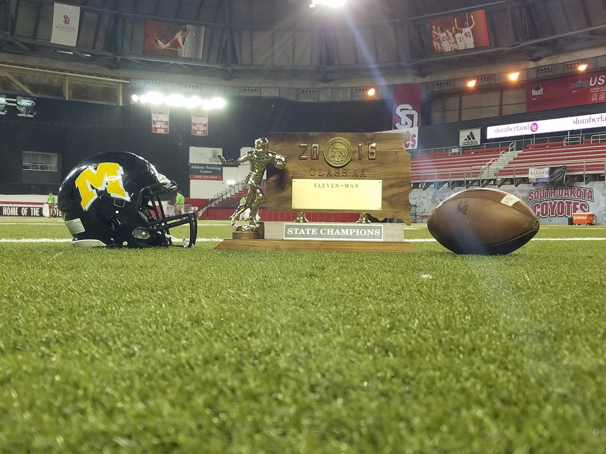 CoryAadland's tweet photo. We're bringing something home with us... #hardware #SDFootball16 #KernelFB https://t.co/WLIfSecjDC