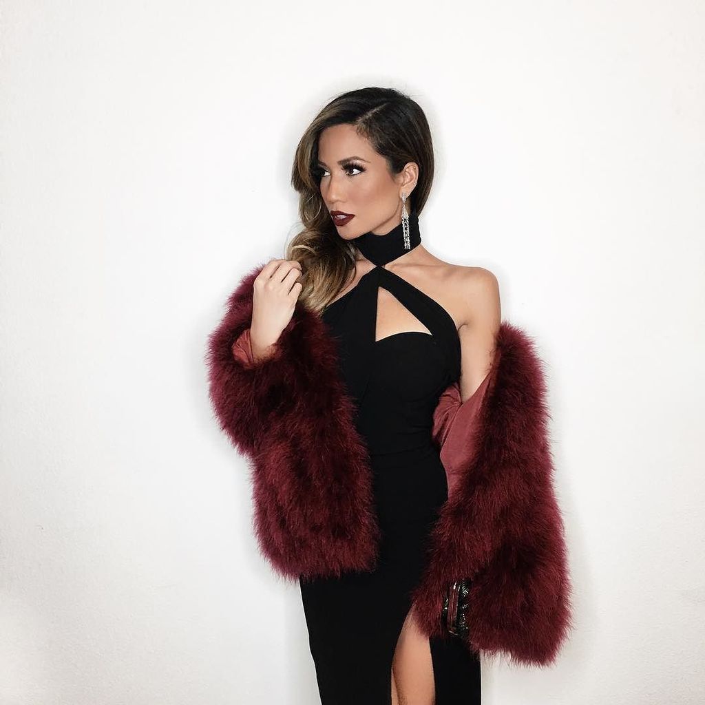 jessimalay's tweet photo. Let's do it again 💃🏽🍾✨ #RevolveWinterFormal 
https://t.co/JkmBOeMbCy @liketoknow.it #like… https://t.co/7PnvcrXnJ4 https://t.co/bMI8WtKuA2