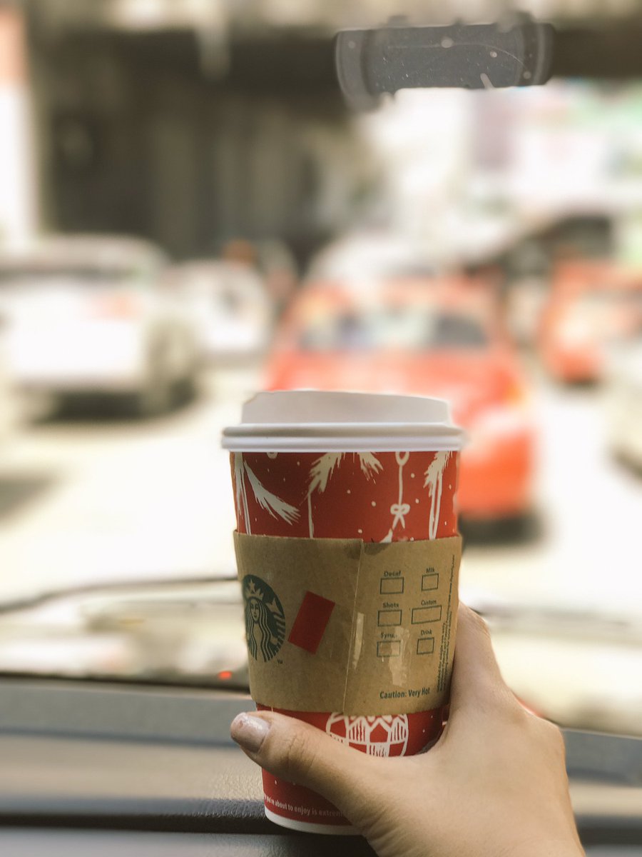 VernEnciso's tweet photo. Stuck in traffic en route to Pampanga. Still can't believe this was taken using #SmartIphone7Plus π @LiveSmart https://t.co/qsw58L7GaM