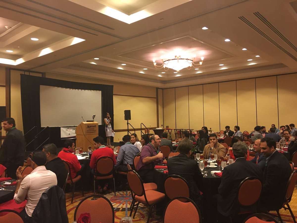 IPNLaunchPad's tweet photo. #IPNLP2016 attendees take their seats for dinner. Azim Premji discussion via webchat begins in 20 minutes! #SiliconValley https://t.co/AyxBTBIoZS