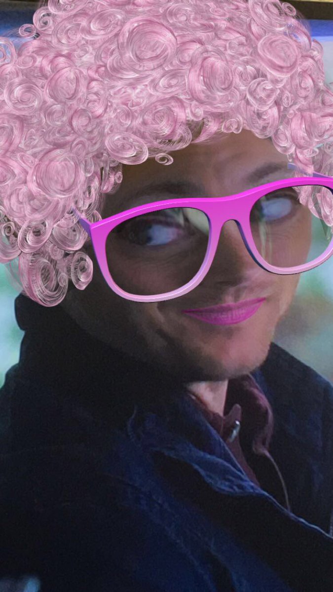 AliOakley13's tweet photo. Watching @cw_spn you make a pretty old lady @JensenAckles #butikilledhitler#pie#supernatural https://t.co/IUrk6ZBfvE