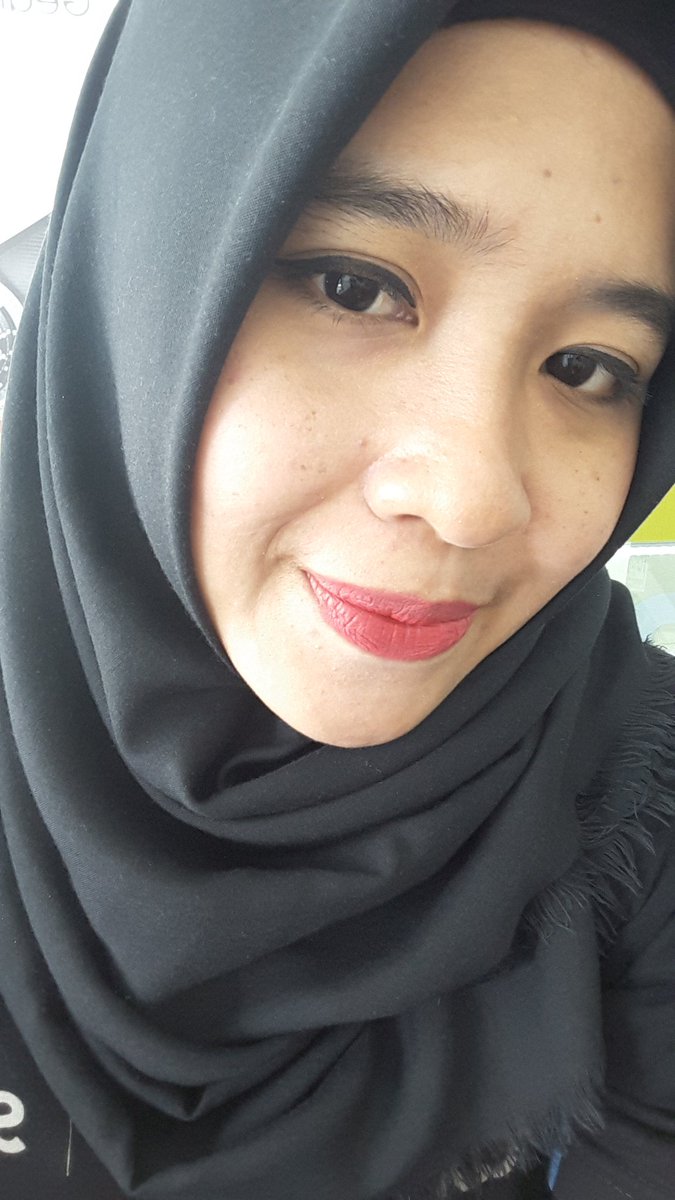 _tyasprwty's tweet photo. Hepi weekend 🙆 https://t.co/XPZkPmHfVF