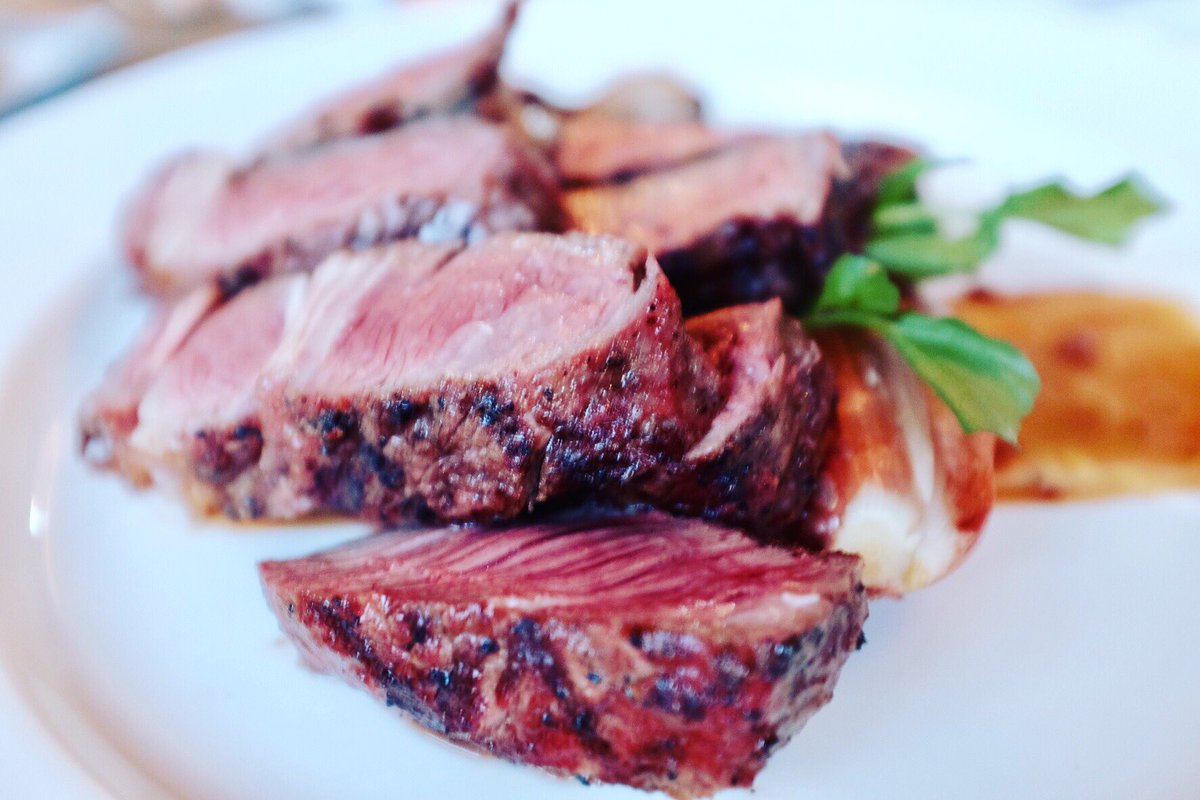 fatstarfish_'s tweet photo. Review: Wakanui Grill Dining https://t.co/I6E0ehIDoz #wakanui #agedsteak #singapore #foodreview #boatquay #steak #mouthwatering #oceanbeef https://t.co/DDxPX1pHDG