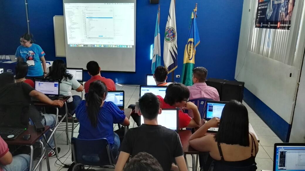 itrjwyss's tweet image. Visita a @CunoriComunica en el IV Congreso de Ingeniería junto a @guatejug #JavaDayTour2016 #duke502 #aKnowledgeJourney