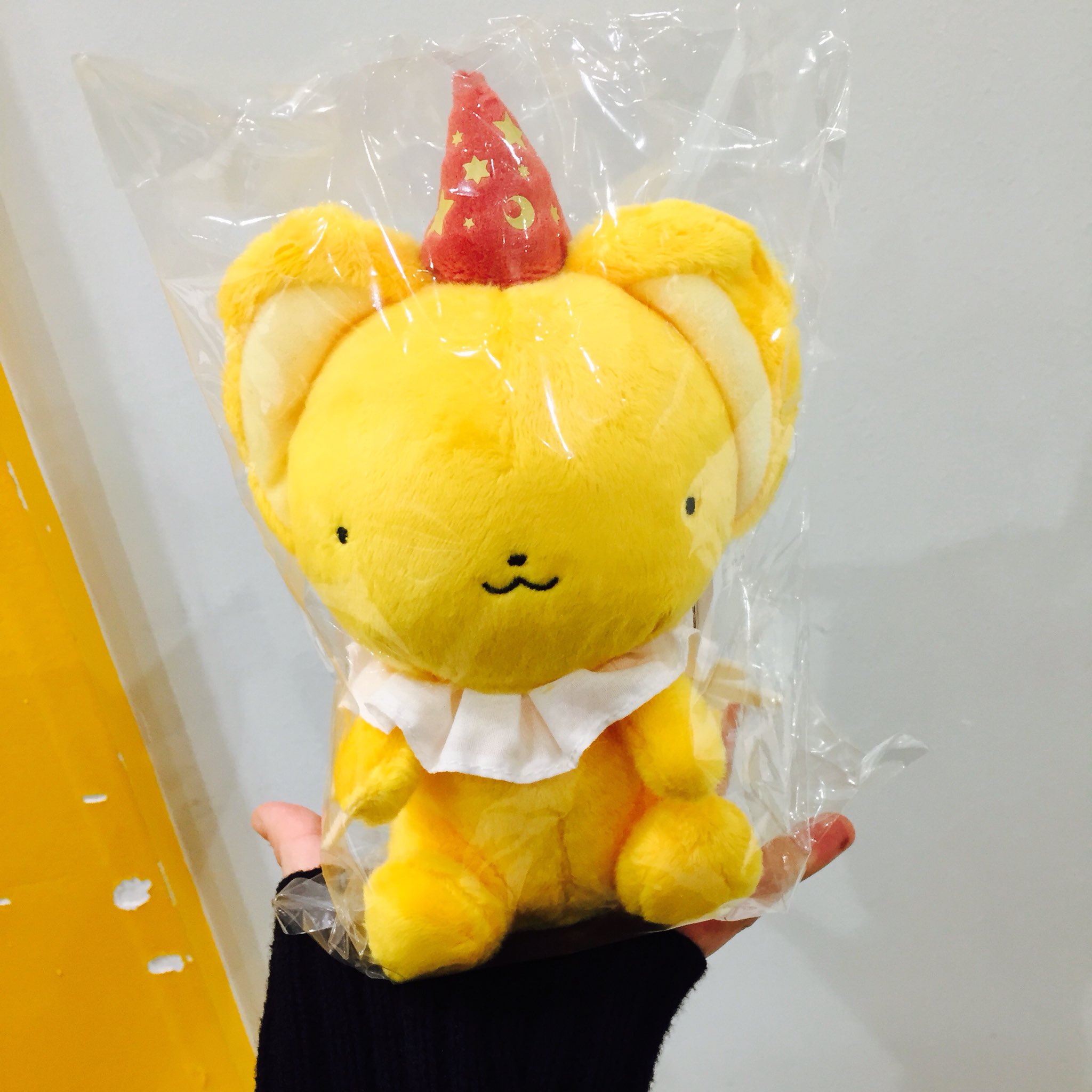 タワーレコード大高店 カードキャプターさくら さくらちゃんのくじ入荷しました 書き下ろしのイラストがかわいい クッションやぬいぐるみなどかわいい景品がたくさん ぜひご覧くださいませー T Co Ntlw0ctpvc Twitter