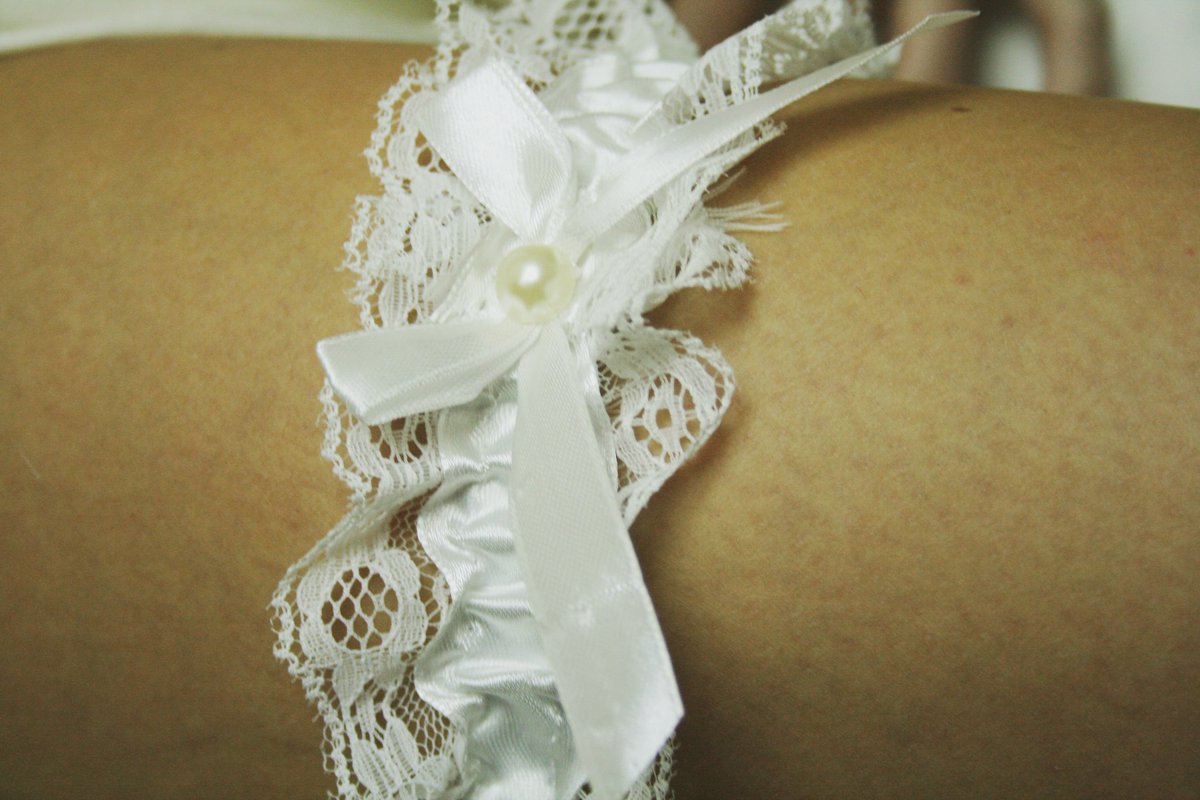 Bit of leg this morning. Our beautiful range of garters #wedding #bride #bettyrose #garters