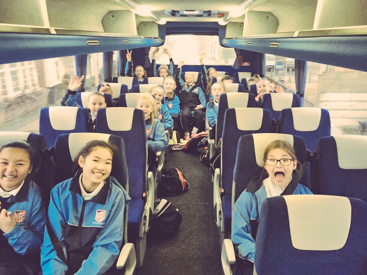 Brentwood_Sport's tweet photo. Under 12 A and B squads on their way to @ForestSchSport for their tournament. #goodweatherforit 🌧🌧🌧 https://t.co/U1INk4mSUR
