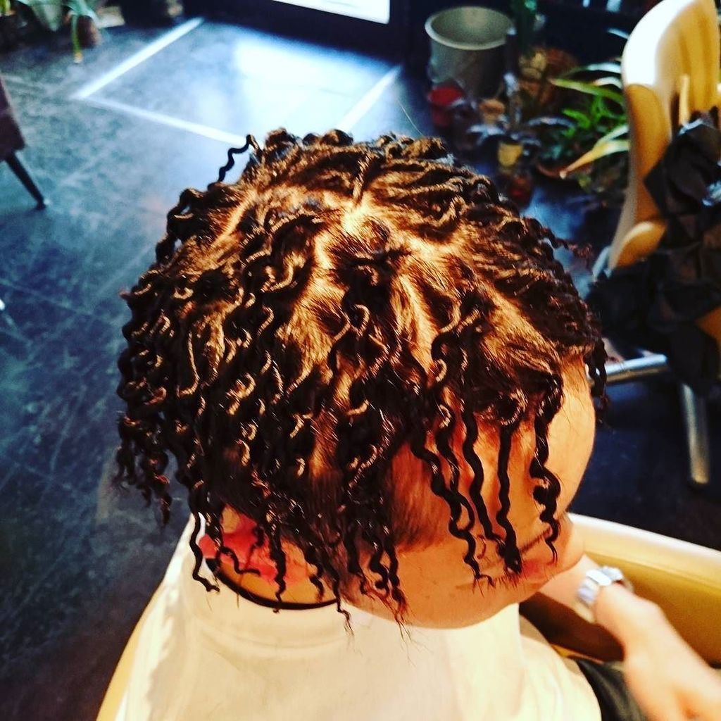 高円寺美容室mellowsメローズ 高円寺美容室mellowsおすすめタイトロープ ツイスト同士をねじり合わせたパーマです 初回10 Off 高円寺 美容室 美容院 特種パーマ タイトロープ ツイストパーマ T Co Cxb1ycbcqu