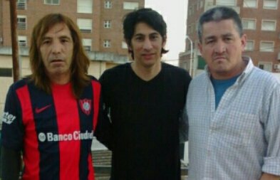 MarioCacerez10's tweet photo. #LineaDeCuatro FM 105.9 HOY 15 horas: todo el deporte local, el fútbol de la Liga y el debate, con los oyentes del futuro de la Selección... https://t.co/luaElJjCVJ