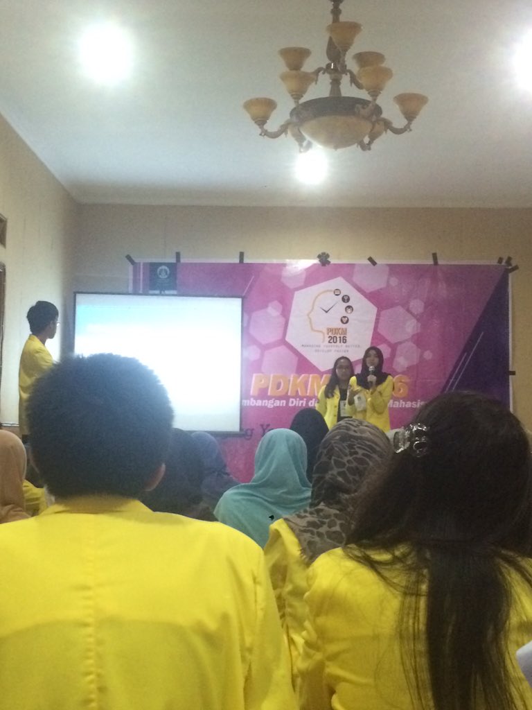 Presentasi #12 dari kelompok biro wirus, presentasi ini diwakili oleh arianbia, heri, indani