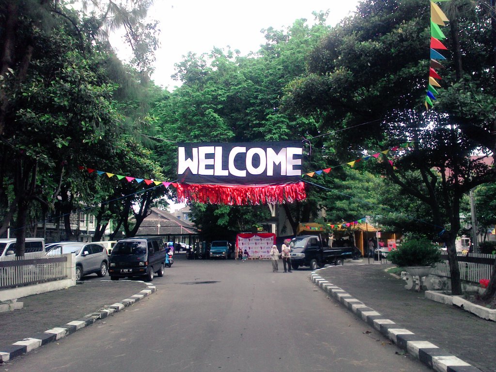 HARI INI BANGET ENVIRO CHARITY &amp; FOODFEST!!

Yuk datang ke Halaman Imam Barjo.