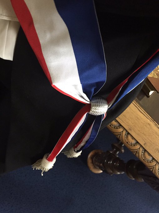 Voir l'image sur Twitter Voir l'image sur Twitter