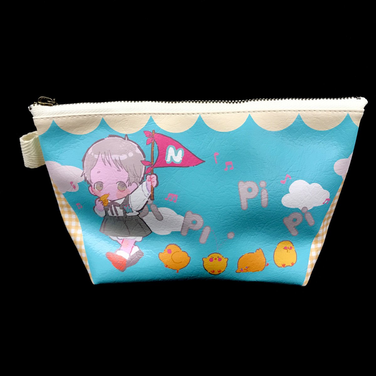 おたクラブ Ar Twitter 商品紹介その3 三角ポーチです こちらも特殊装丁のあて布カラフルドットですね 三角ポーチは容量が非常に多いので 化粧品等を入れるのにも適しています ループ ファスナーはベージュ色で こちらはほぼオフホワイトに近い色で 多用途に