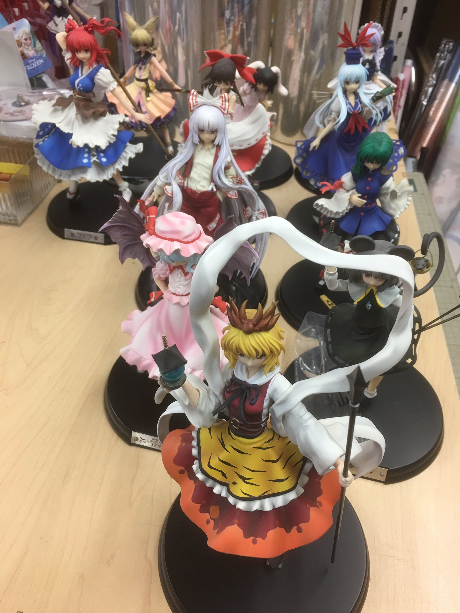 ゼスト大和店ホビー館 東方project グリフォンエンタープライズ 東方の箱なしフィギュアいっぱい買い取りました 霊夢 咲夜 レミリア てゐ 小町 映姫 慧音 妹紅 ナズーリン 星 神子の以上11体 箱なし現状品は安く入手出来るのから箱を気に