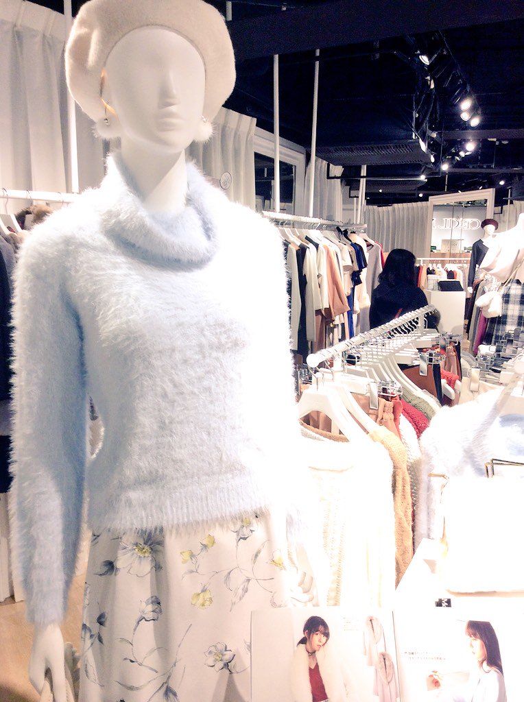 ルミネエスト新宿 B1 セシルマクビー ルミネカード10 Offキャンペーン 冬を可愛く乗り切れるアウターがいっぱい ファー付きやムートンコートまで 豊富に取り揃えております 今 アウターを買うといいことがあるかも
