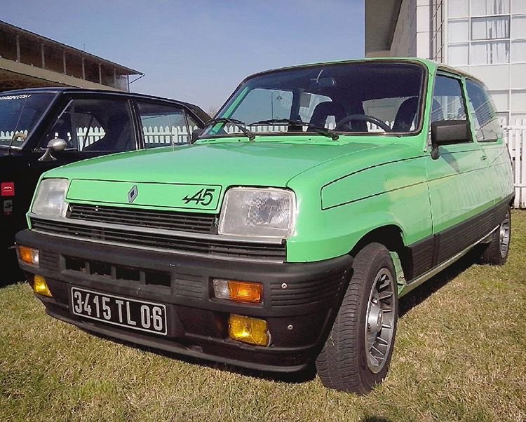 jazzfunklovers's tweet photo. via. Gábor Tóth ( @gaborgrafikus )
#renault #cinq #5alpine #renault5 #renaultalpine https://t.co/v613vKIQnH