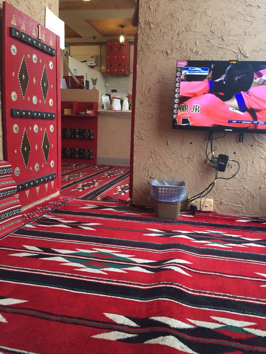 Najanksa's tweet photo. #نجران_الان
@shathaaltarekh ديوانية شذى التاريخ https://t.co/XEtmheX4so