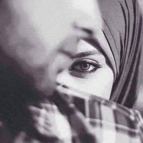 read_991's tweet photo. هذا أول جرح حسيت بي ملكه 
الملاكه سهل بس تخنك الفركه 
عشت عمري أدلل وأني ما مرتاح 
خلص عمري دمع وحصرات وونه 
وسفه https://t.co/0Zu6D0fd6k