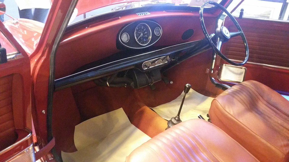 HomeForMini's tweet image. #Car enthusiast?Im up for #auction at Silverstone (@silverstoneauc) today 2pm.All proceeds to @ProstateUK #NECClassic Pls RT &amp;amp; share 😁 #Mini