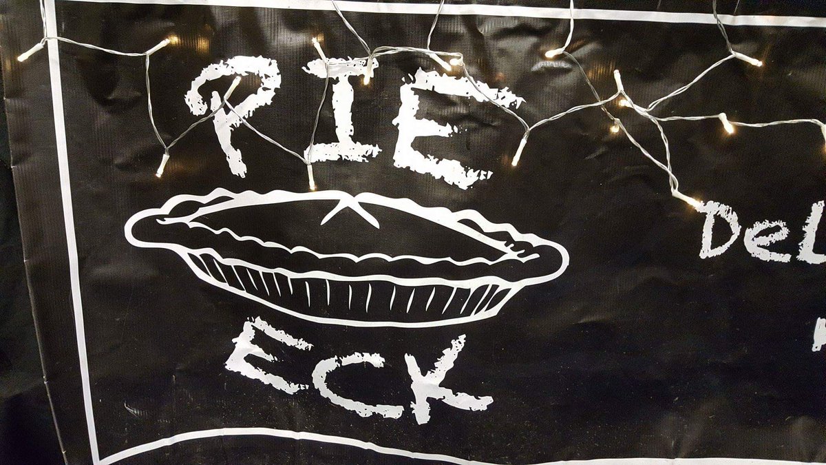 #Yorkshire folk love a #homemade #pie so come and get one before they sell out from <a href="/Pie_eck/">Pie-eck</a> @LindleyInfants