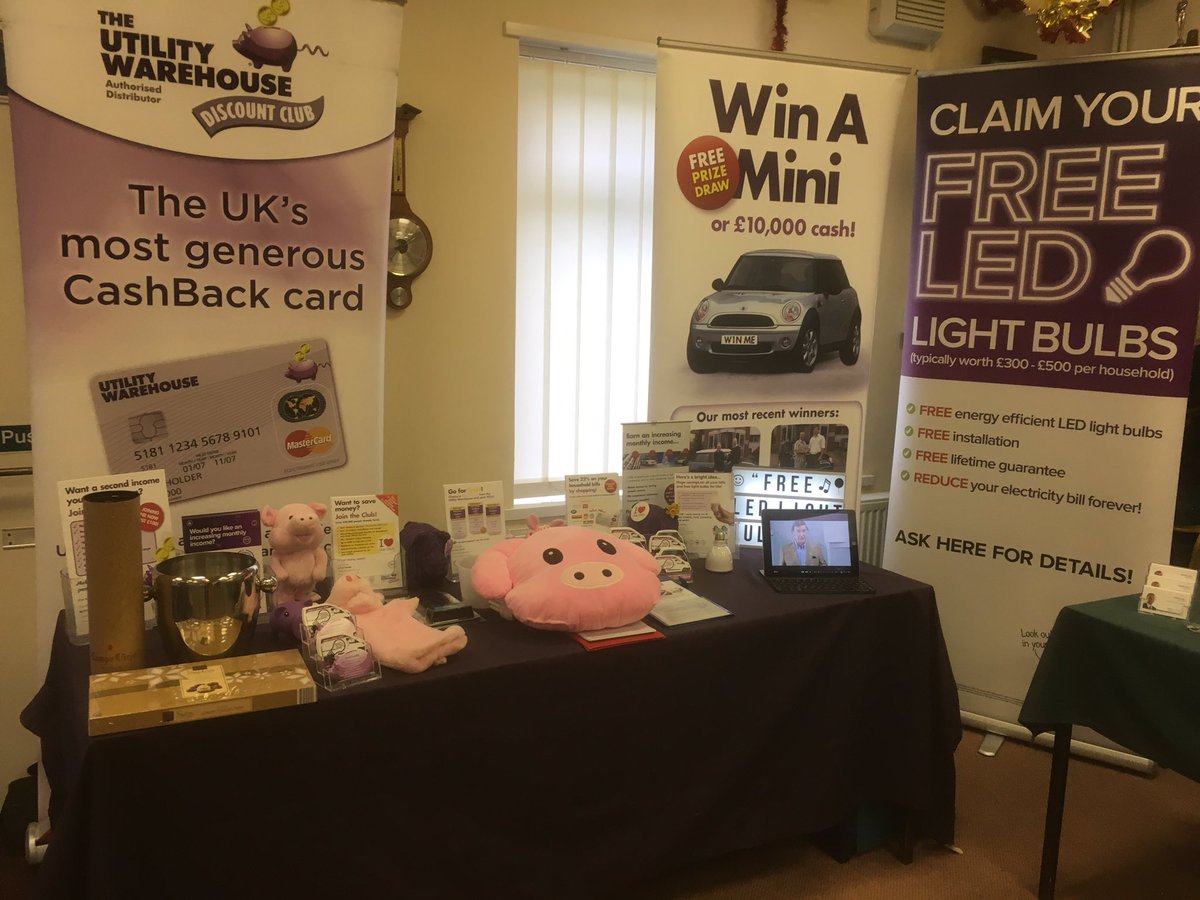 LowestBills's tweet image. At Countesthorpe Bowls Xmas Fete today. 🎪