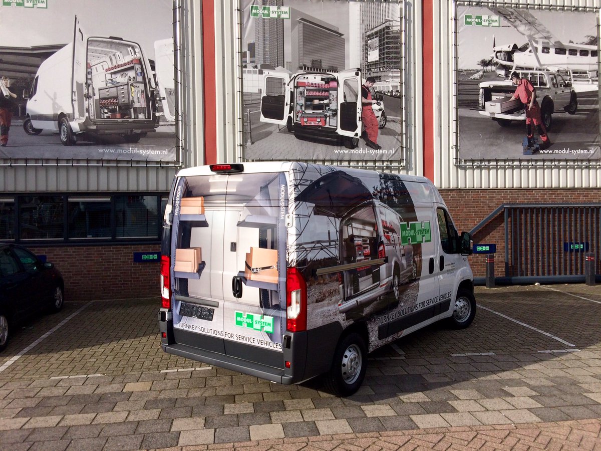 modulsystem's tweet image. Vanmiddag komt de echte pakjesboot langs, maar wij hebben ons eigen pakjes-bedrijfswagen!
#intochtSinterklaas  #Maassluis #ModulSystem