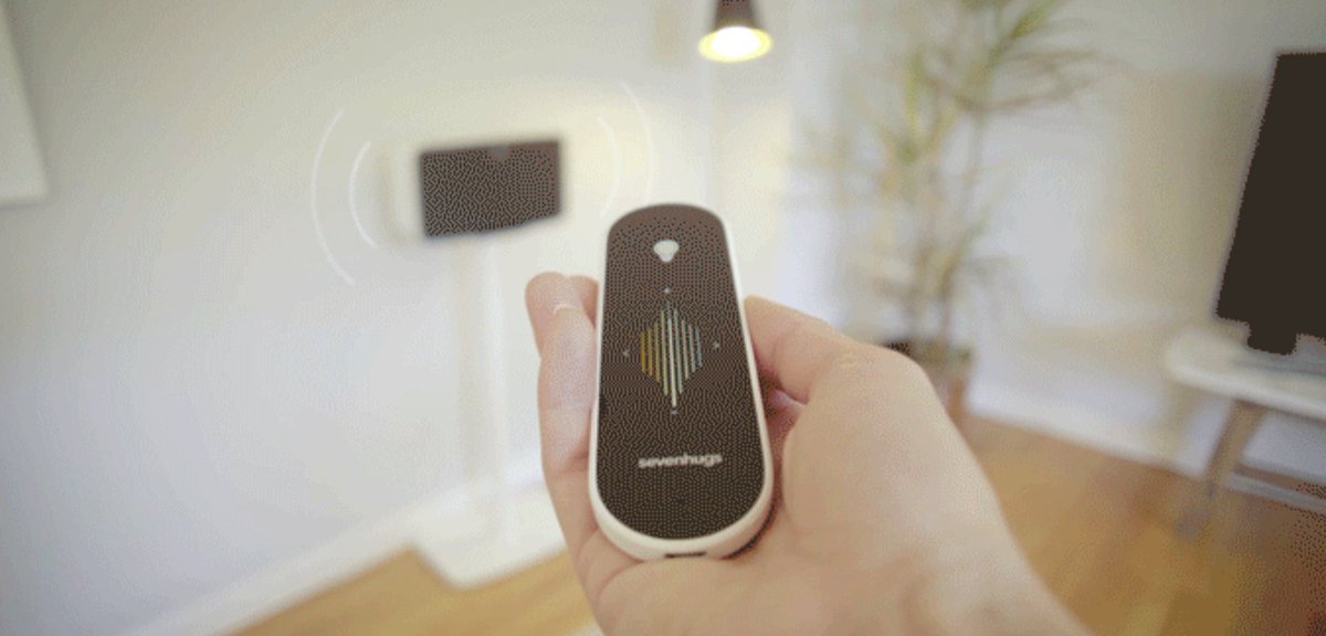 Le pitch start-up. Une télécommande universelle pour objets connectés @seven_hugs  francetvinfo.fr/replay-radio/l…