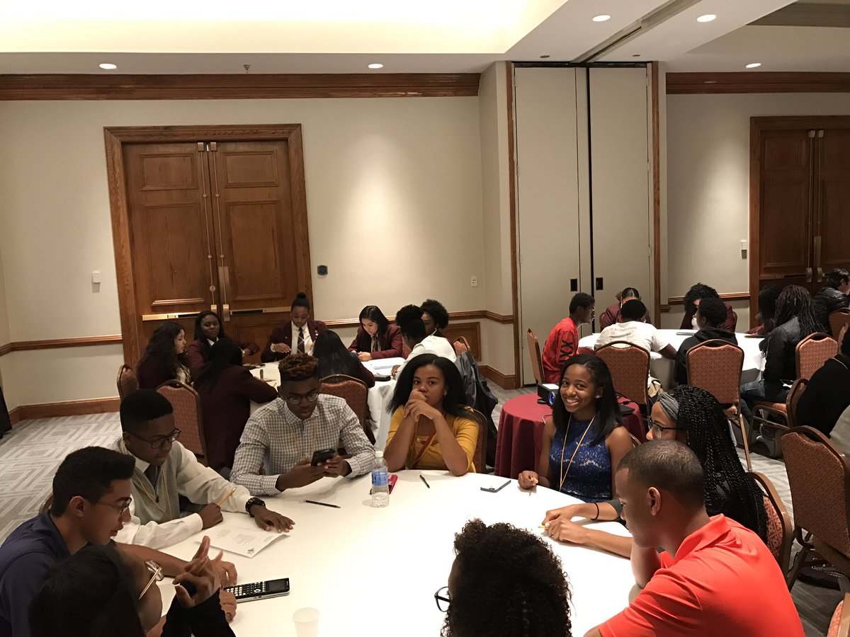 educator2us's tweet image. @NSBE&apos;s Try-Math-A-Lon for HS  NSBE Jr. members at #R5FRC about to kick off with a full house #NSBE2025 #MathProficiency #GenderParity
