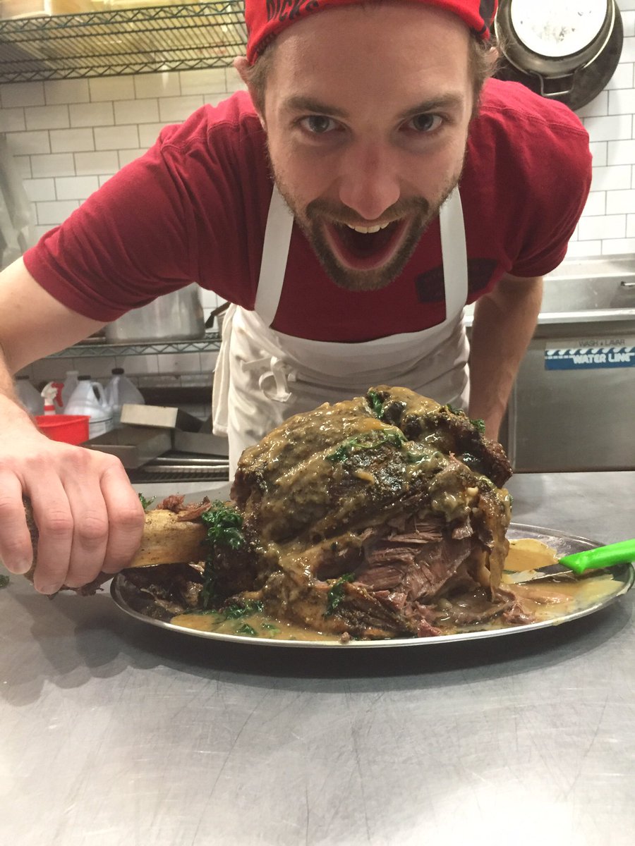 EatMeaty's tweet image. Let's braise! #beefshank #lowandslow