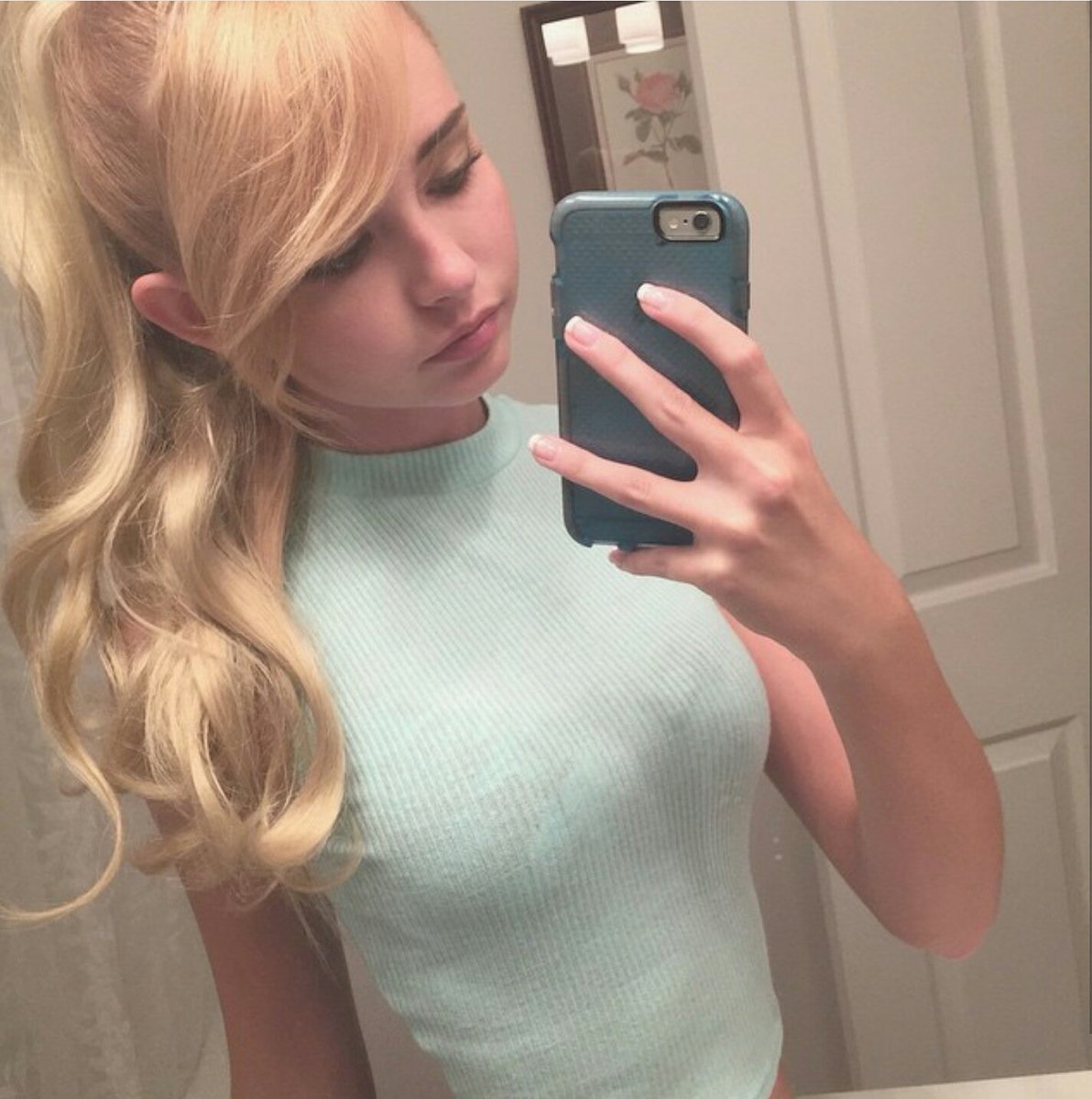 HttpAnnoying's tweet image. when you and Bae are pastel af