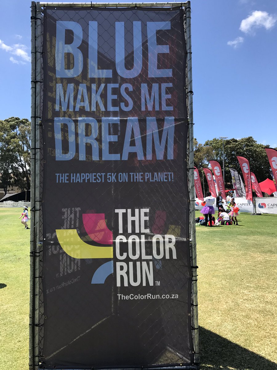 Mishkah_1's tweet image. So much fun in the sun at @TheColorRunSA today! #TheColorRunSA 💜💙💚❤️