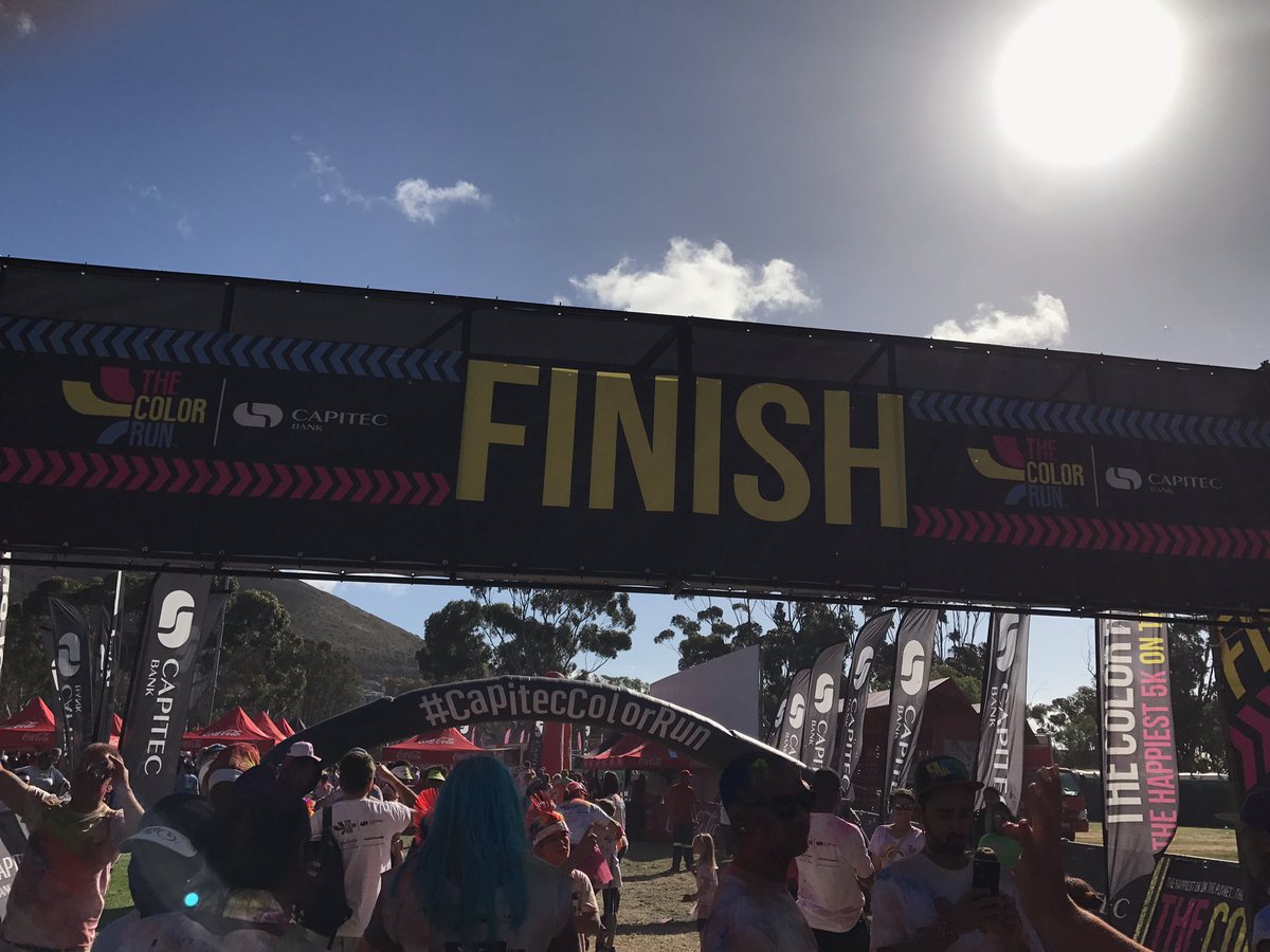 Mishkah_1's tweet image. So much fun in the sun at @TheColorRunSA today! #TheColorRunSA 💜💙💚❤️