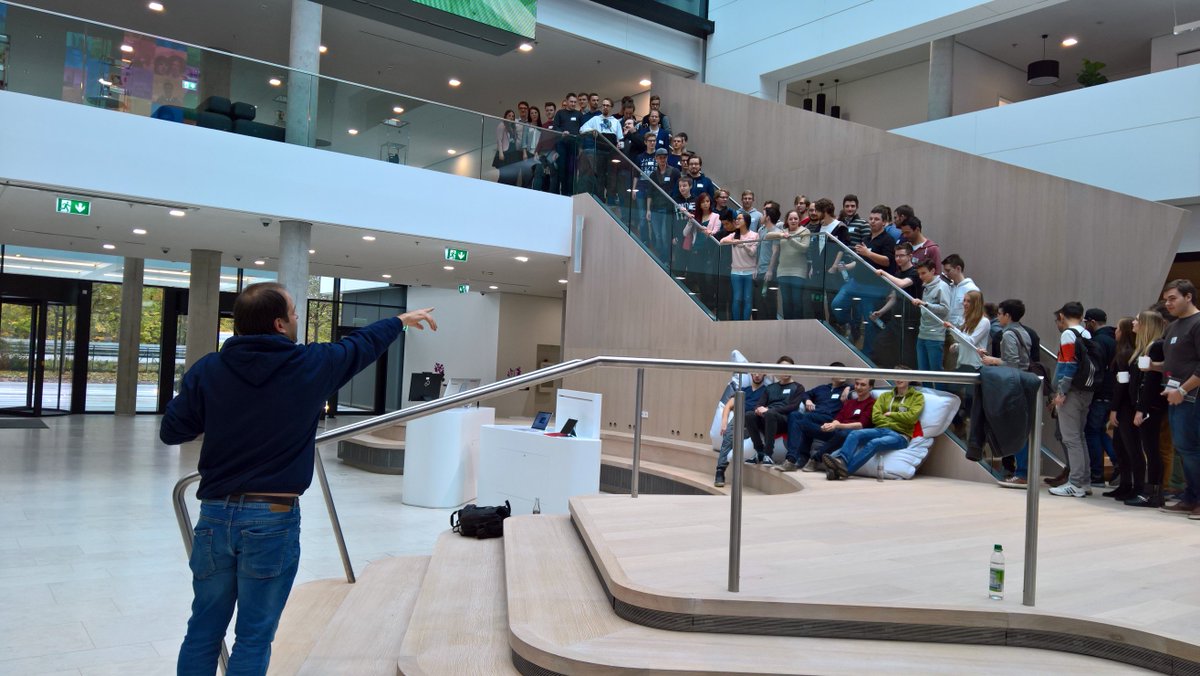 chrissoellner's tweet image. Stefan Grebler coordinating some team photos in @Microsoft 's new office for @ImagineConf #imagineconf @lukaspman