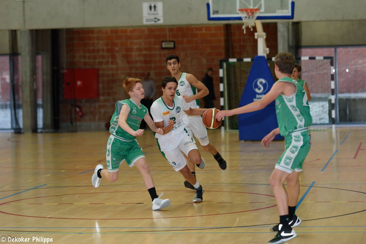 GucoLier's tweet image. Onder leiding van coach Mathias VDB plaatste de U18 A van @GucoLier zich vlot voor het #xmastournament in Kortrijk. #forzaguco