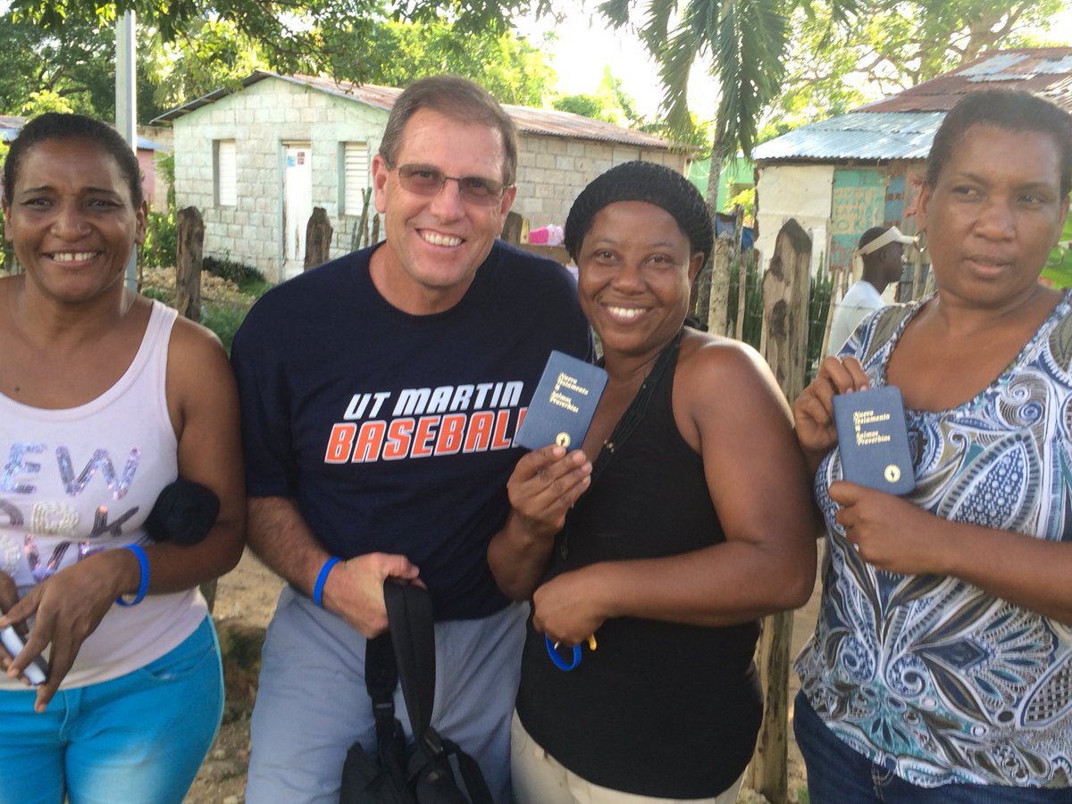 StandWPurpose's tweet image. Back from DR Thank you @SCOREINTL1 @JohnScorein @KeithMadison32 for your leadership The gospel was preached. #JesusandBaseball #Matt28:19_20