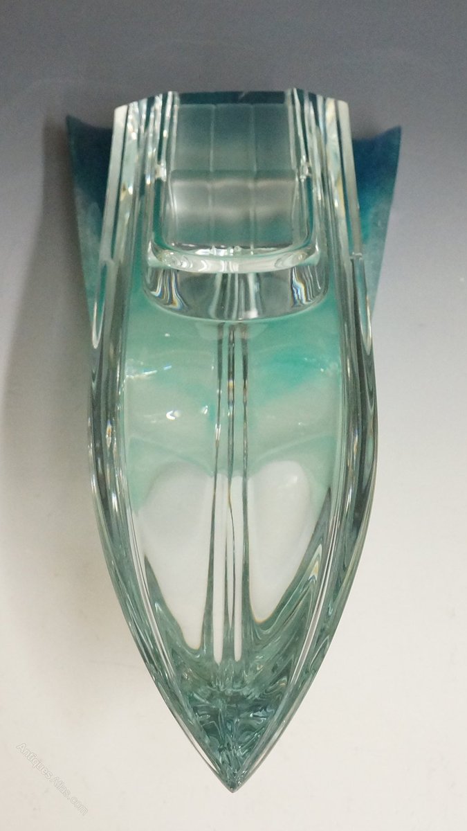 antiques_atlas's tweet photo. I've asked for a #Ferrariboat this #Christmas , but if I don't get that - this is Daum Crystal #Powerboat will do https://t.co/skq5YlUdLQ https://t.co/F51EsG8jRA