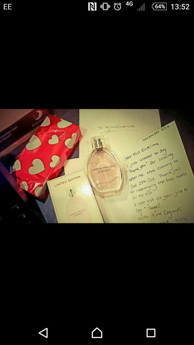 Reception team member Ewelina got a little thank you gift for looking after a guests friend! :) #piwow <a href="/SDEBDD/">simon ewins</a> <a href="/NickSmethurst1/">Nick Smethurst</a>