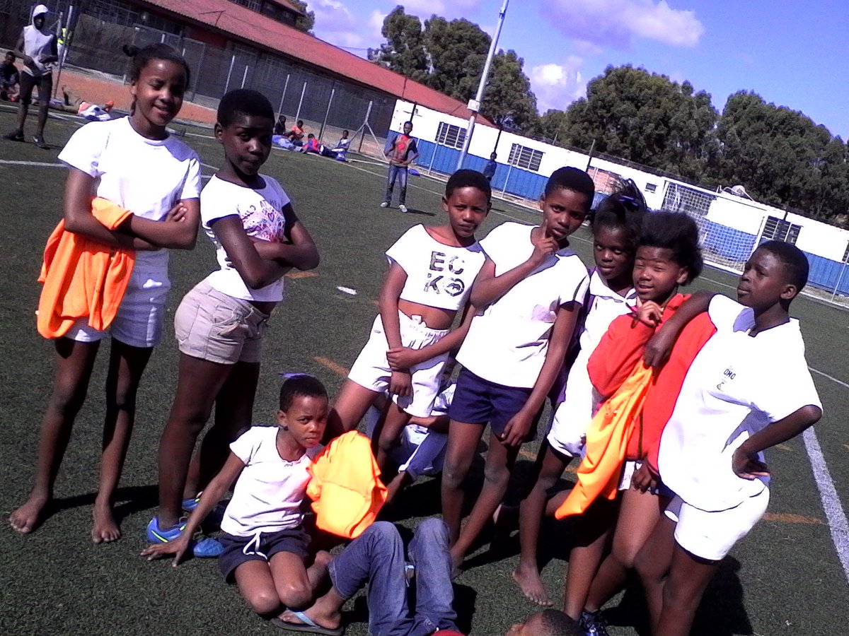 SafeHubGM's tweet photo. The Amandla Girls prep for the knockout rounds @AMANDLAFootball #24hourcup #girlsruletheworld #gugulethu #mzansi Future @Banyana_Banyana https://t.co/HKJyeju4Xj