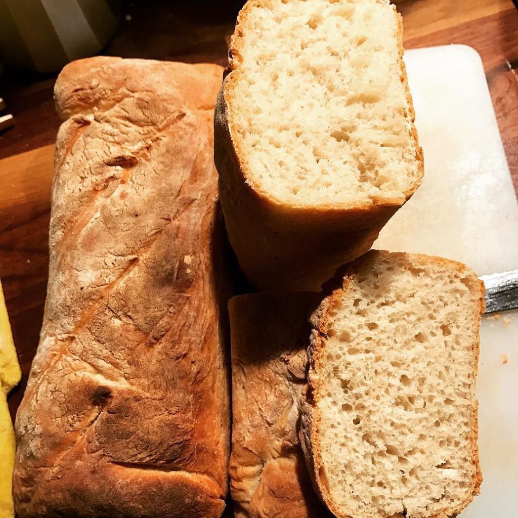 Valenciano_76's tweet image. Nada como un buen pan casero 😀😀😀#pan #bread #homebread #pancasero oslojuro.com/2016/11/12/nad…