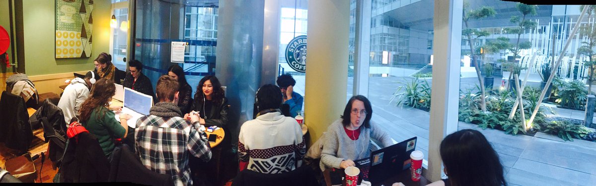 Ils aiment écrire, ils sont concentrés (pour la plupart). Ce sont les <a href="/french_wrimos/">french_wrimos</a> pendant le write-in a La Défense.
