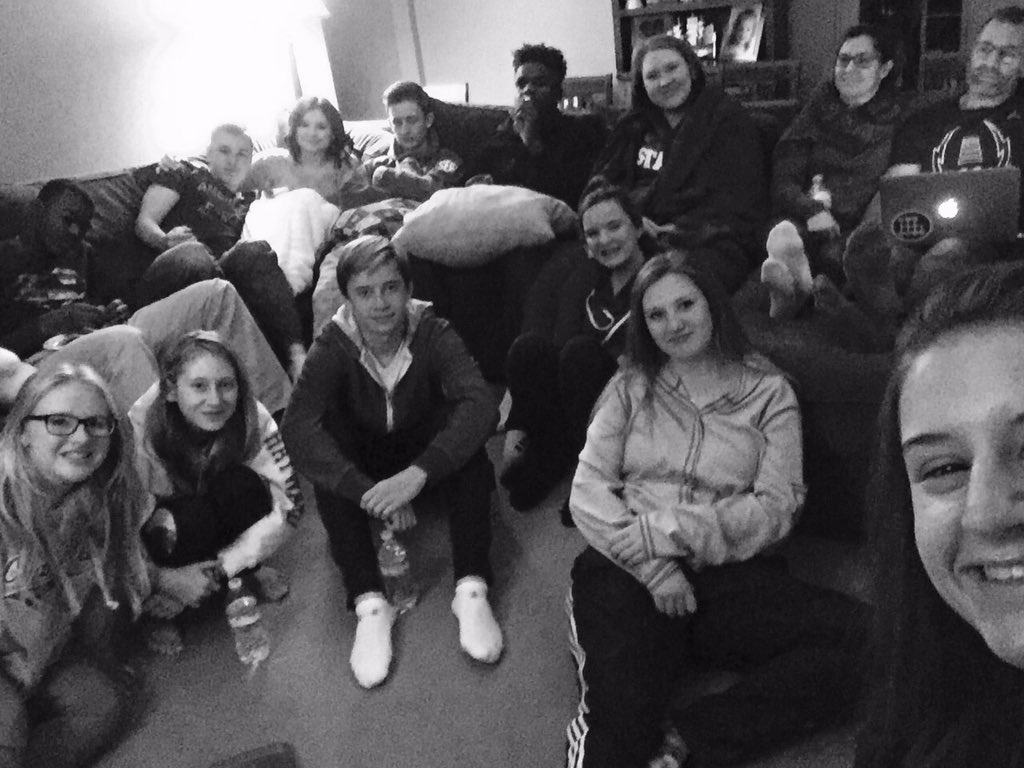 Harbor_The's tweet photo. #MOSDating !! Harbor gathering to discuss what God says about dating❤️ fun fun! https://t.co/dZLjv6flYk