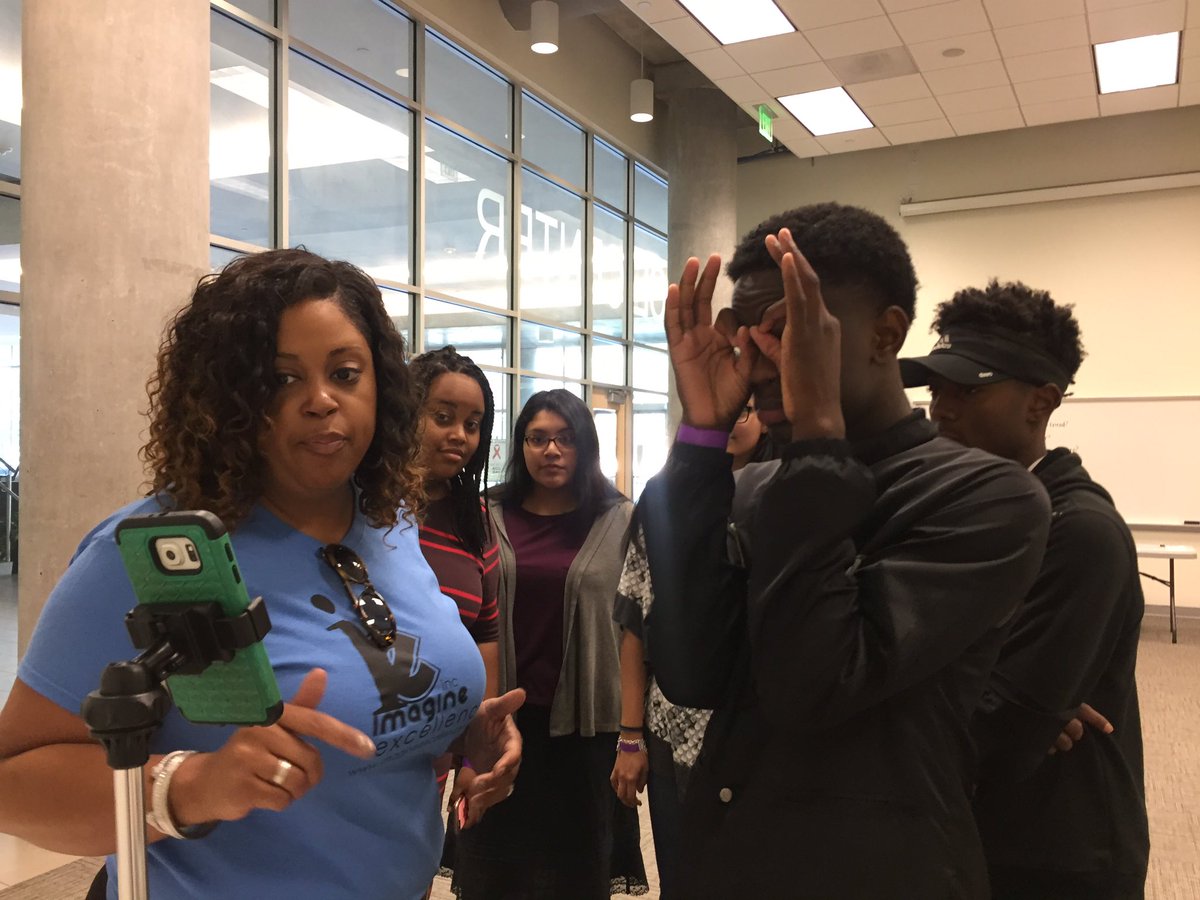 IEIncYouth's tweet photo. Getting ready at the Greater Houston Link Up #acceptanceispower https://t.co/oS75tO43uW