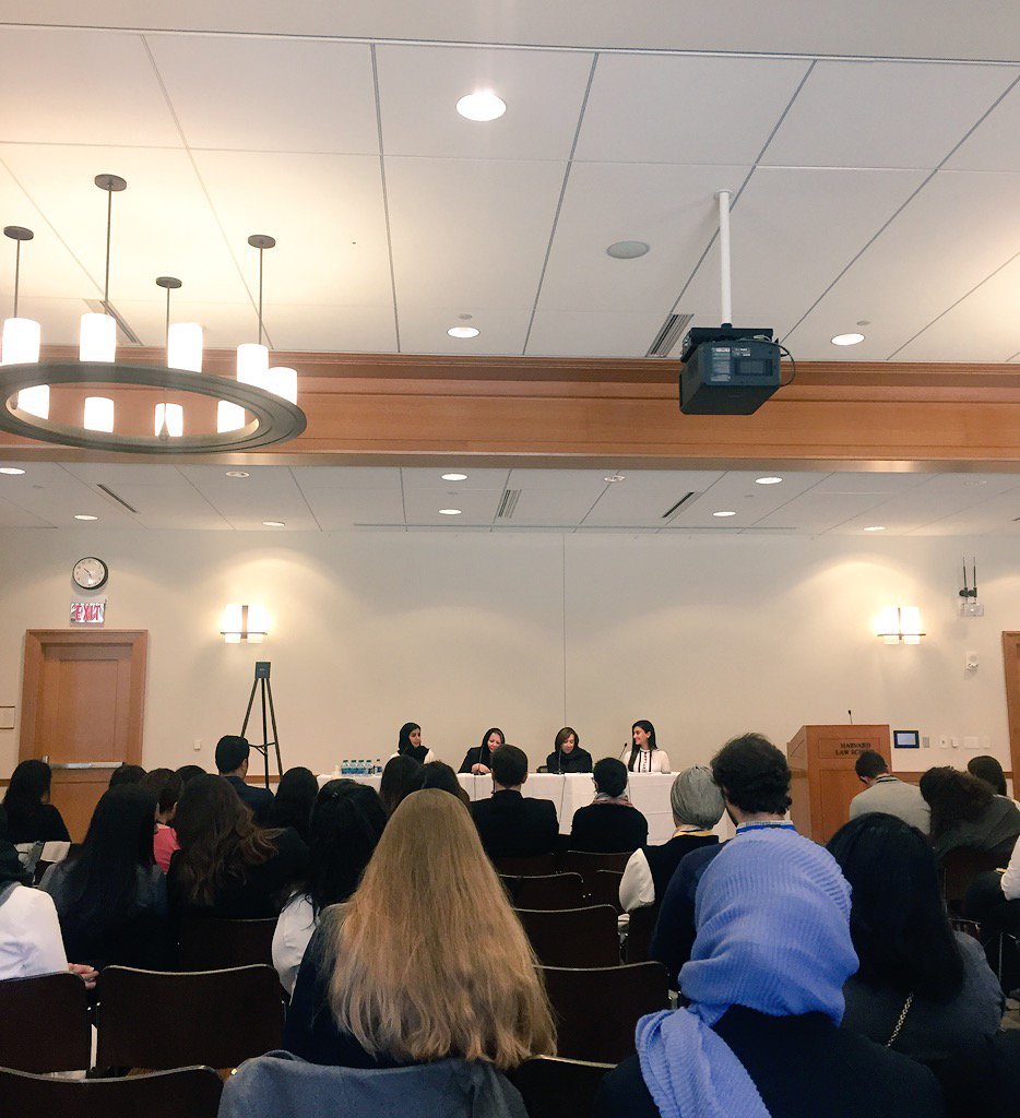 ofhind_'s tweet photo. Panel on Saudi women at HAW. "No one in Saudi can represent the very diverse community." #harvardarabweekend https://t.co/u428Y6YuXy