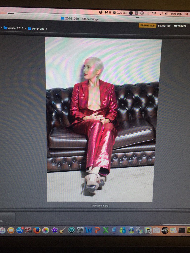 #happy #shiny #model <a href="/HuddleStudios/">Huddle Studios</a> #bts just before shoot t/y <a href="/LucyAnsaAddo/">Lucy Ansa-Addo</a> #fashion #photography #London